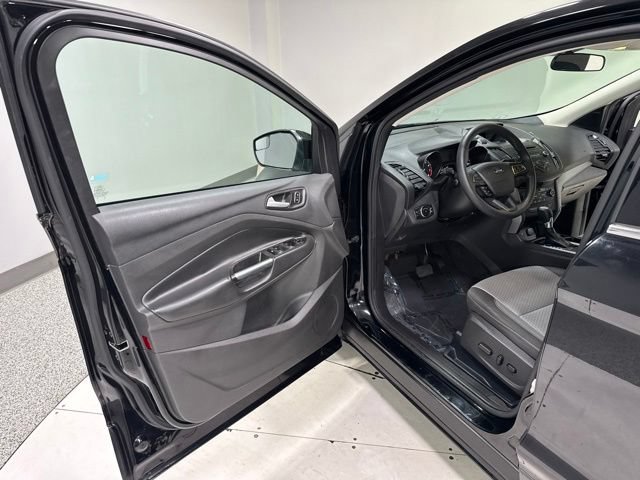 Used 2017 Ford Escape SE AWD/4WD image 8