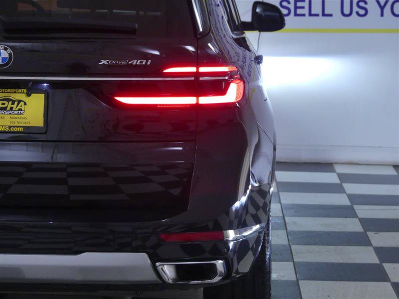 Used 2024 BMW X7 xDrive40i w/ Climate Comfort Package AWD/4WD image 42