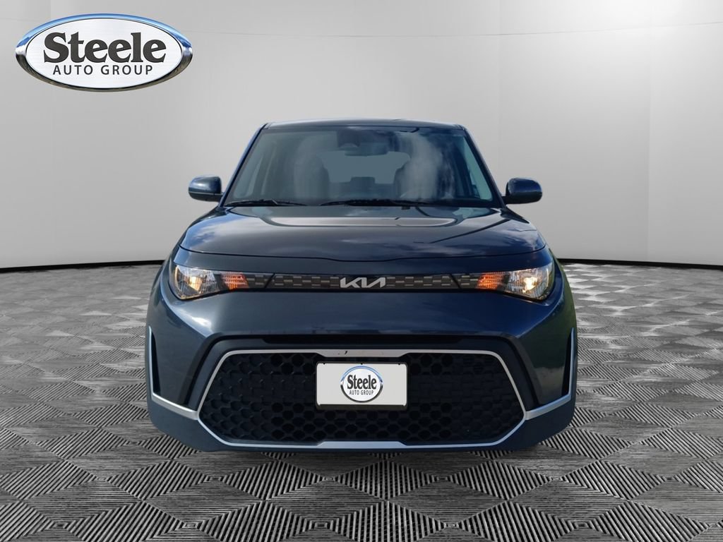 Used 2023 Kia Soul LX w/ LX Technology Package FWD image 14