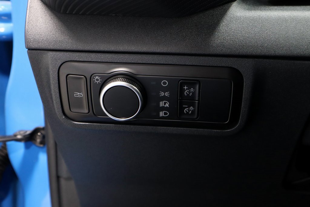 Used 2025 Ford Mustang EcoBoost image 26