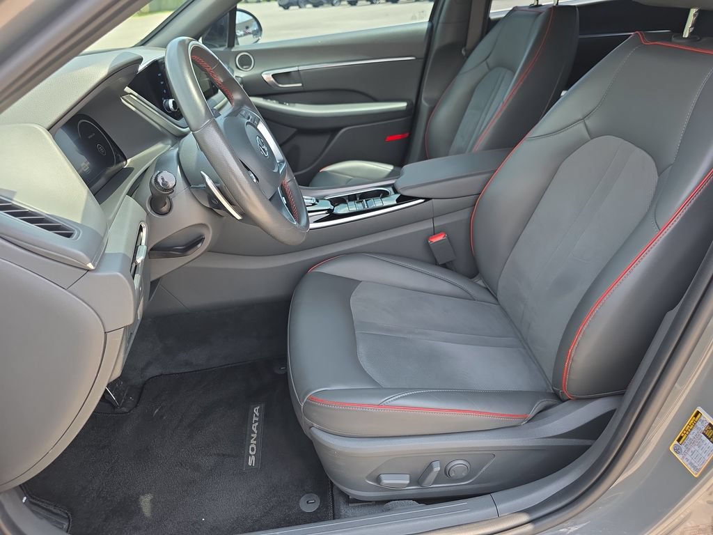 Certified 2022 Hyundai Sonata SEL Plus w/ Cargo Package FWD image 24