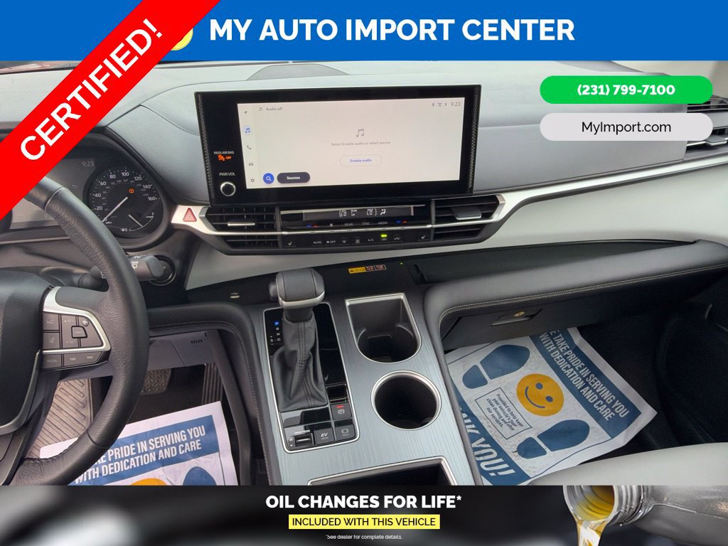 Certified 2026 Toyota Sienna XLE FWD image 20
