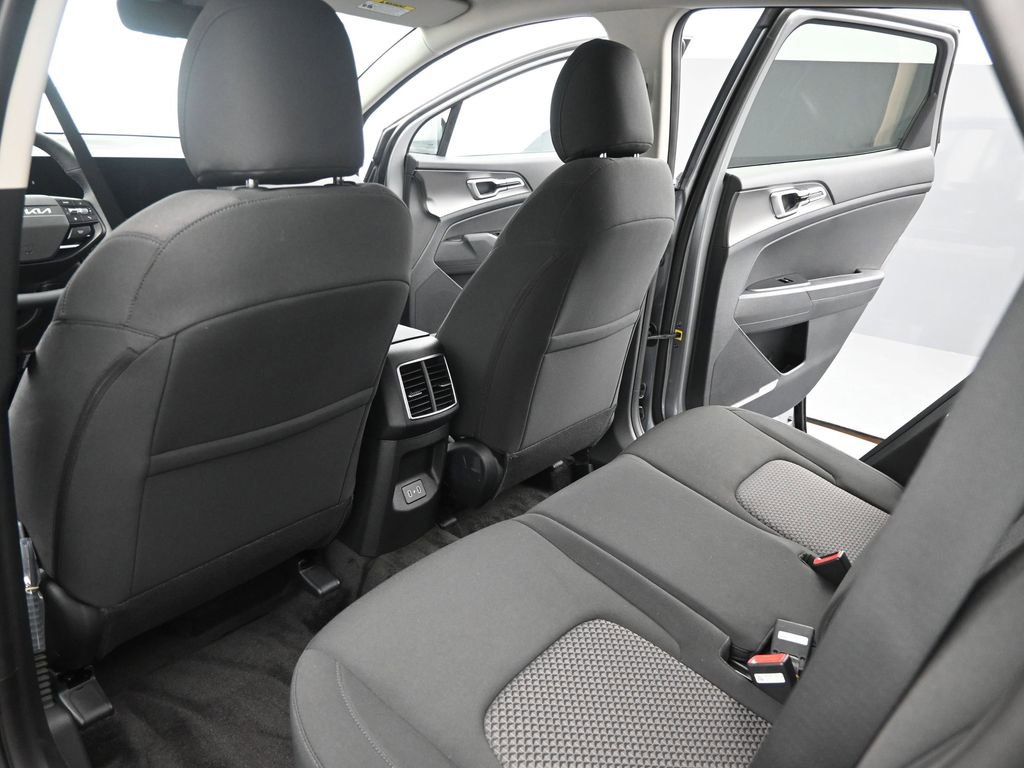 New 2026 Kia Sportage LX image 15