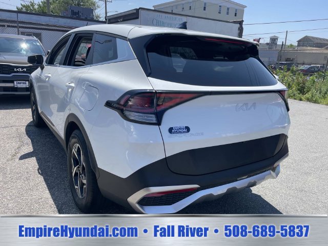 Used 2024 Kia Sportage LX FWD image 8