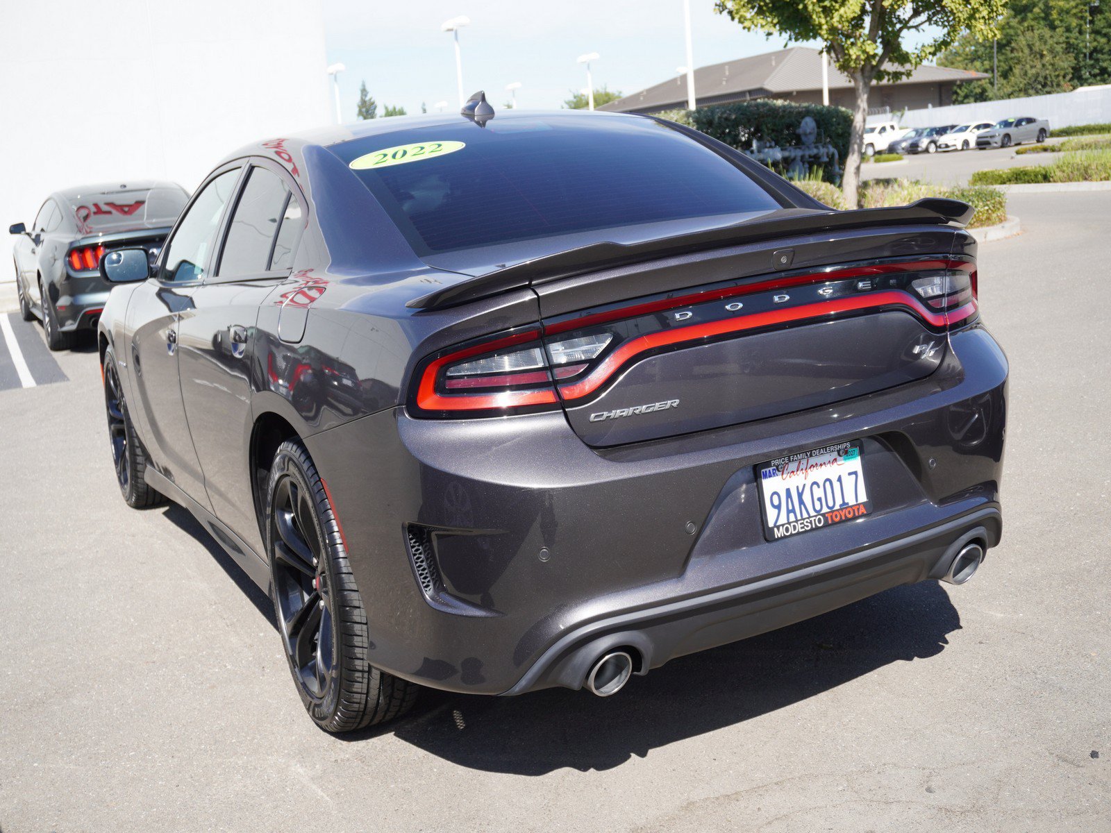 Used 2022 Dodge Charger R/T RWD image 9
