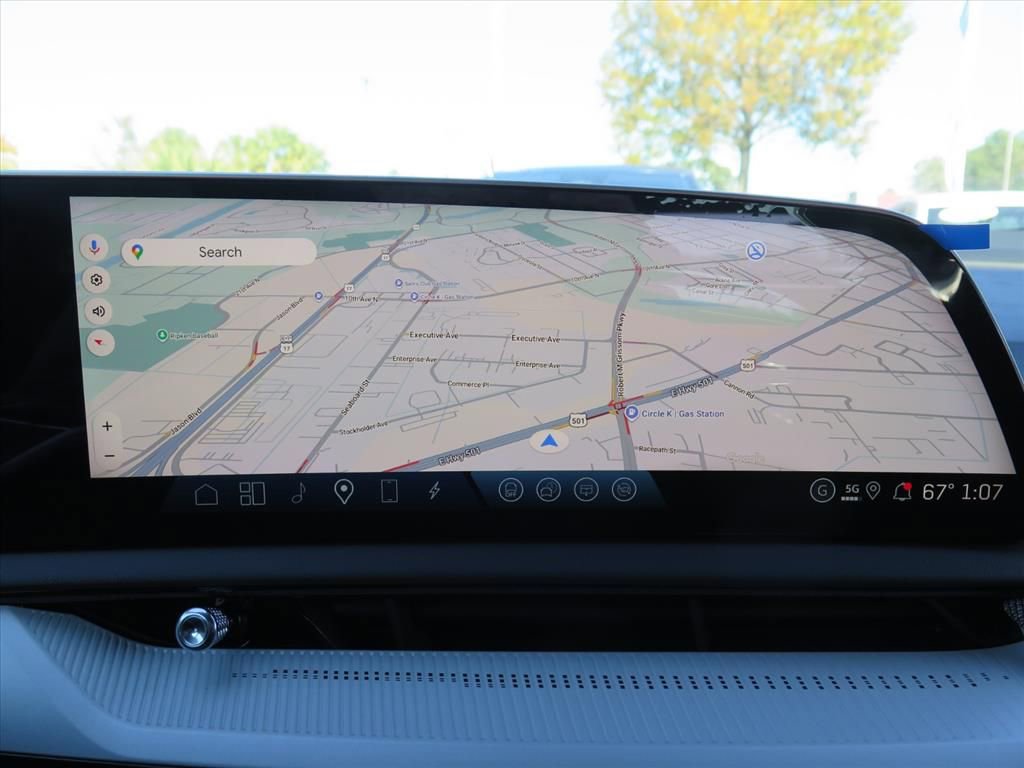 New 2026 Cadillac Optiq Luxury 2 image 17