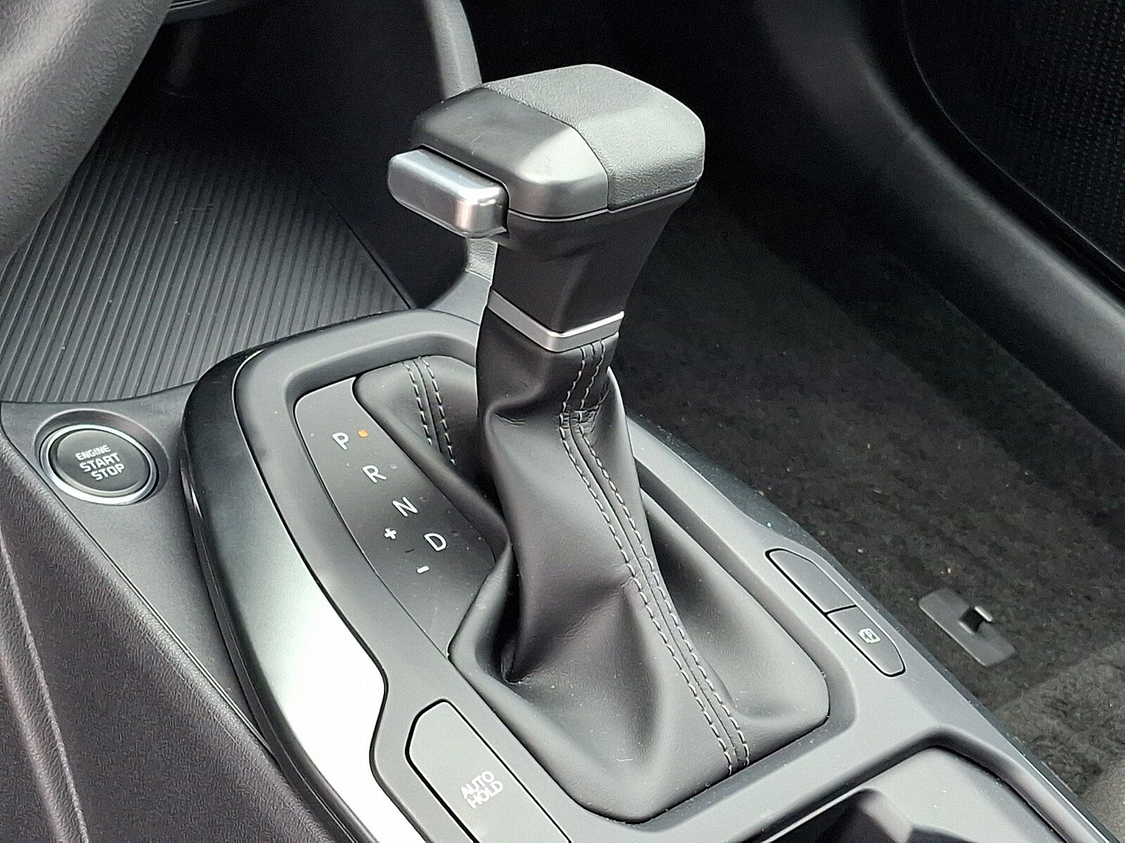 New 2026 Kia K4 FWD image 10