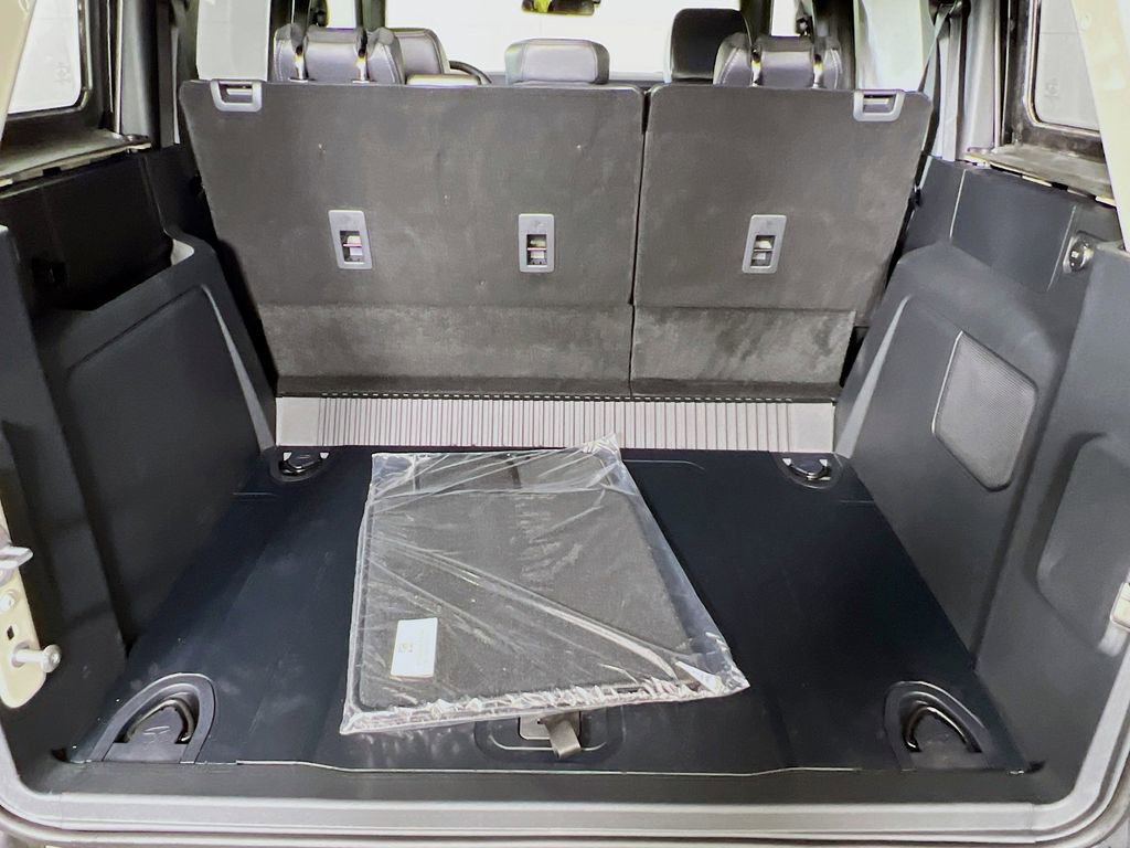 New 2025 Ford Bronco Badlands image 14