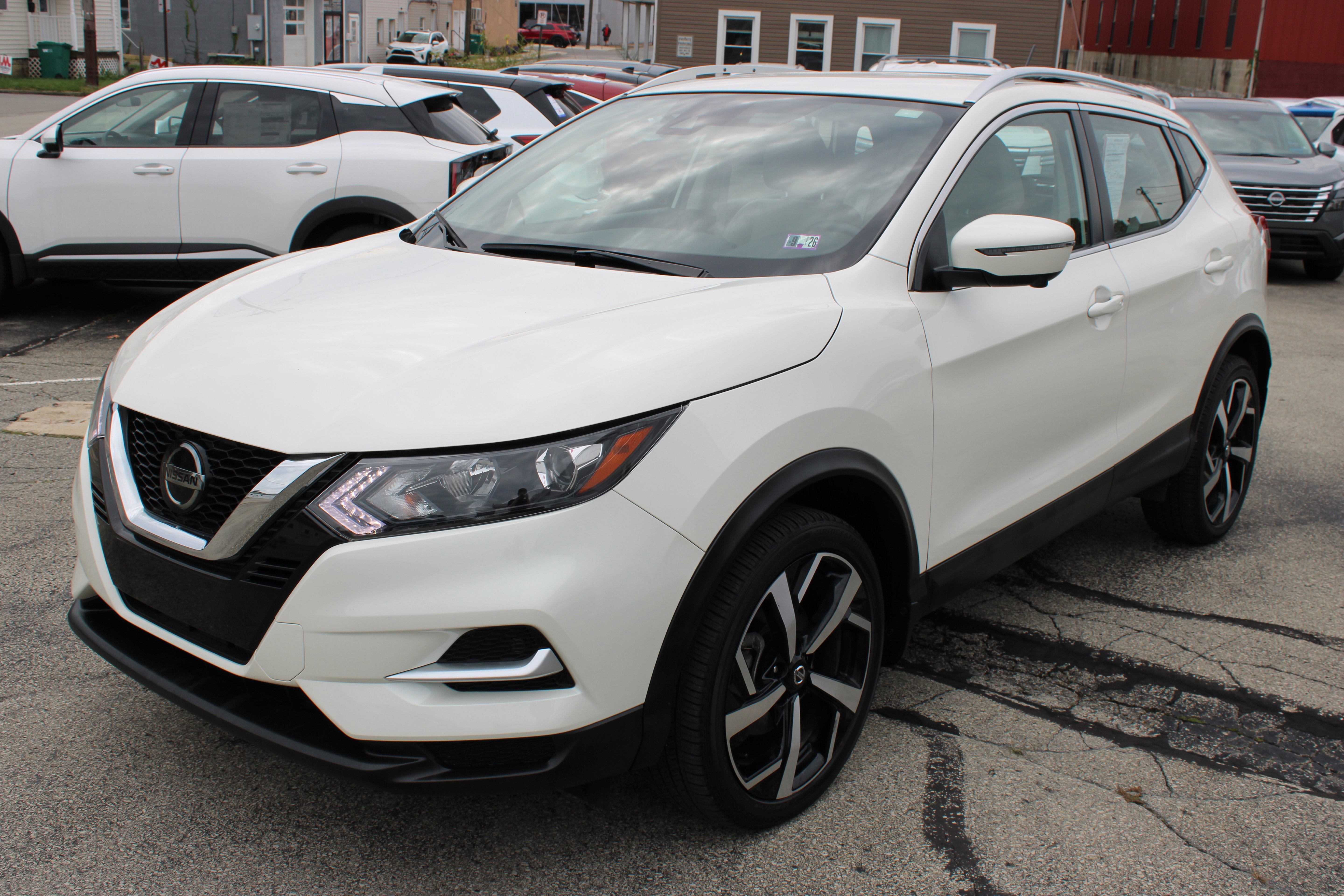 Certified 2022 Nissan Rogue Sport SL