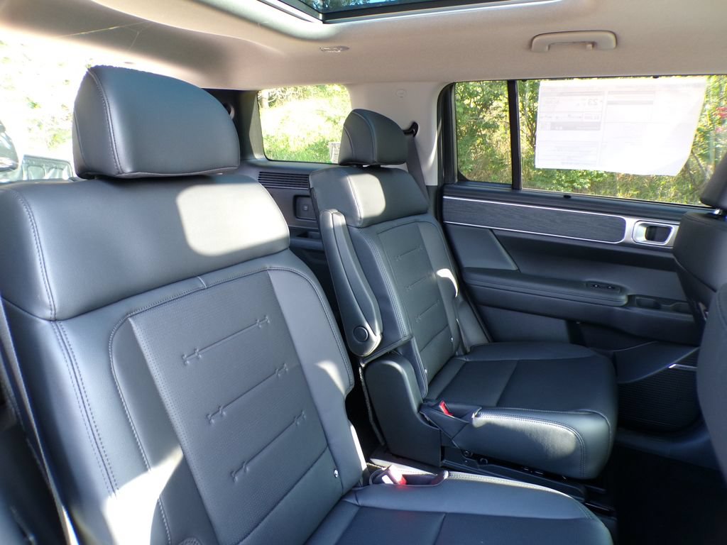 New 2027 Hyundai Santa Fe Limited AWD/4WD image 19