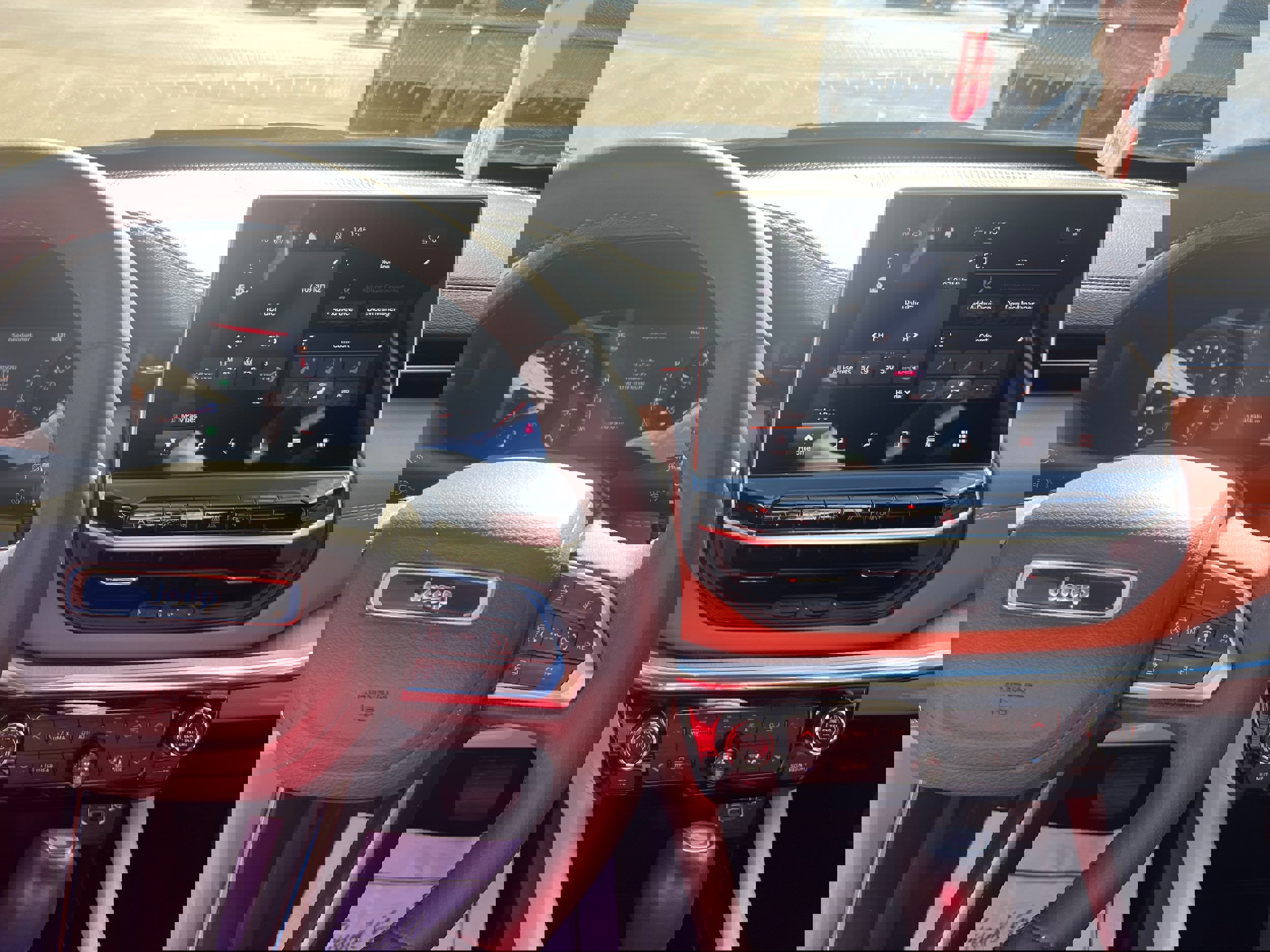 Used 2024 Jeep Compass Limited image 16