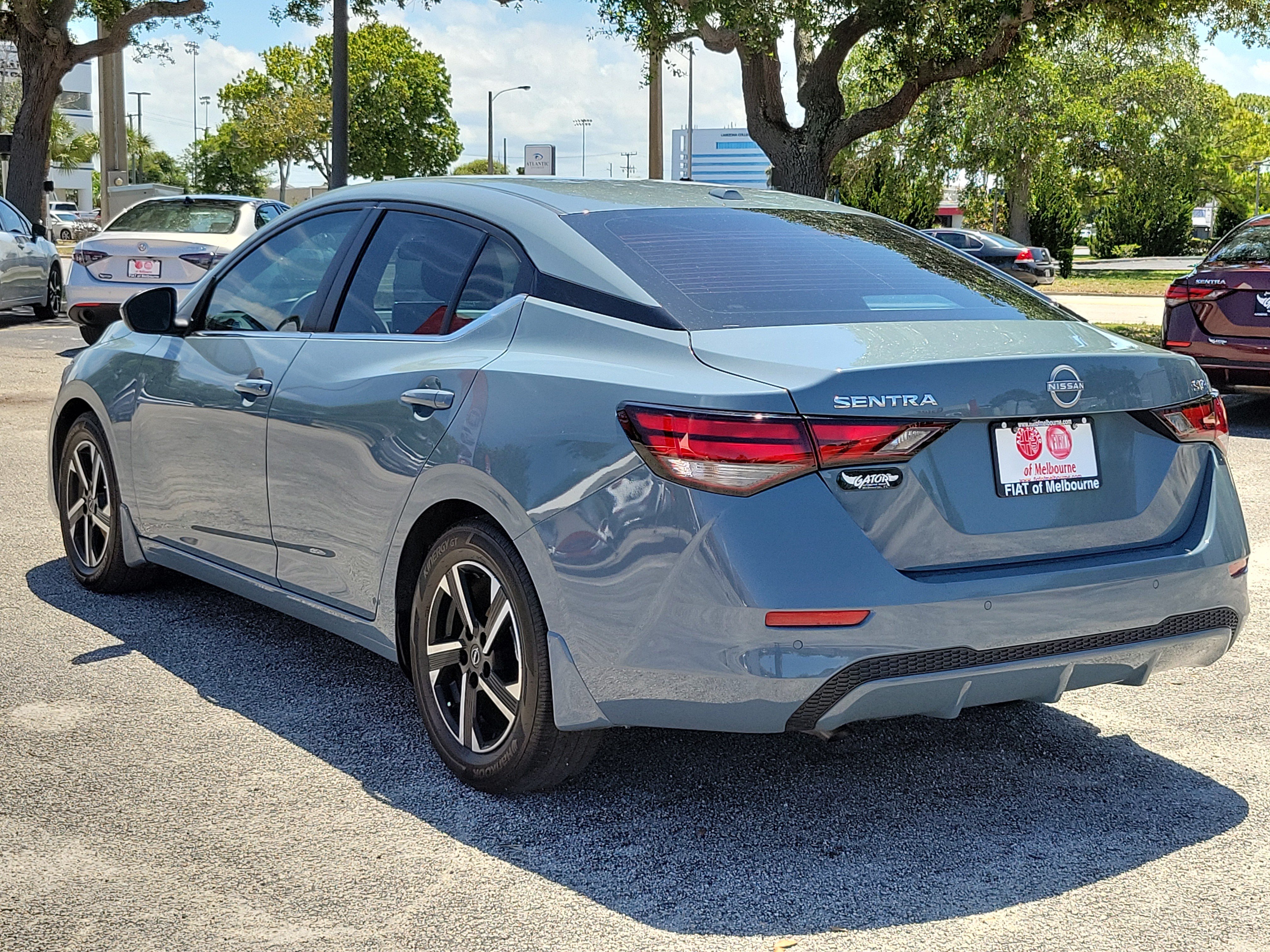Used 2024 Nissan Sentra SV FWD image 3