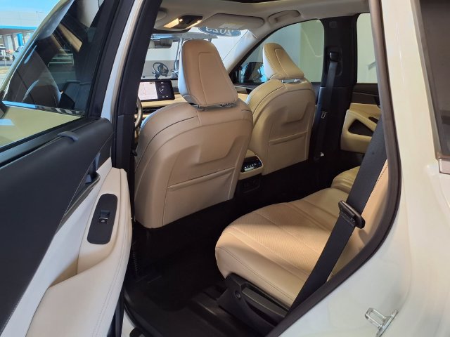 Used 2023 INFINITI QX60 Luxe w/ Cargo Package AWD/4WD image 16
