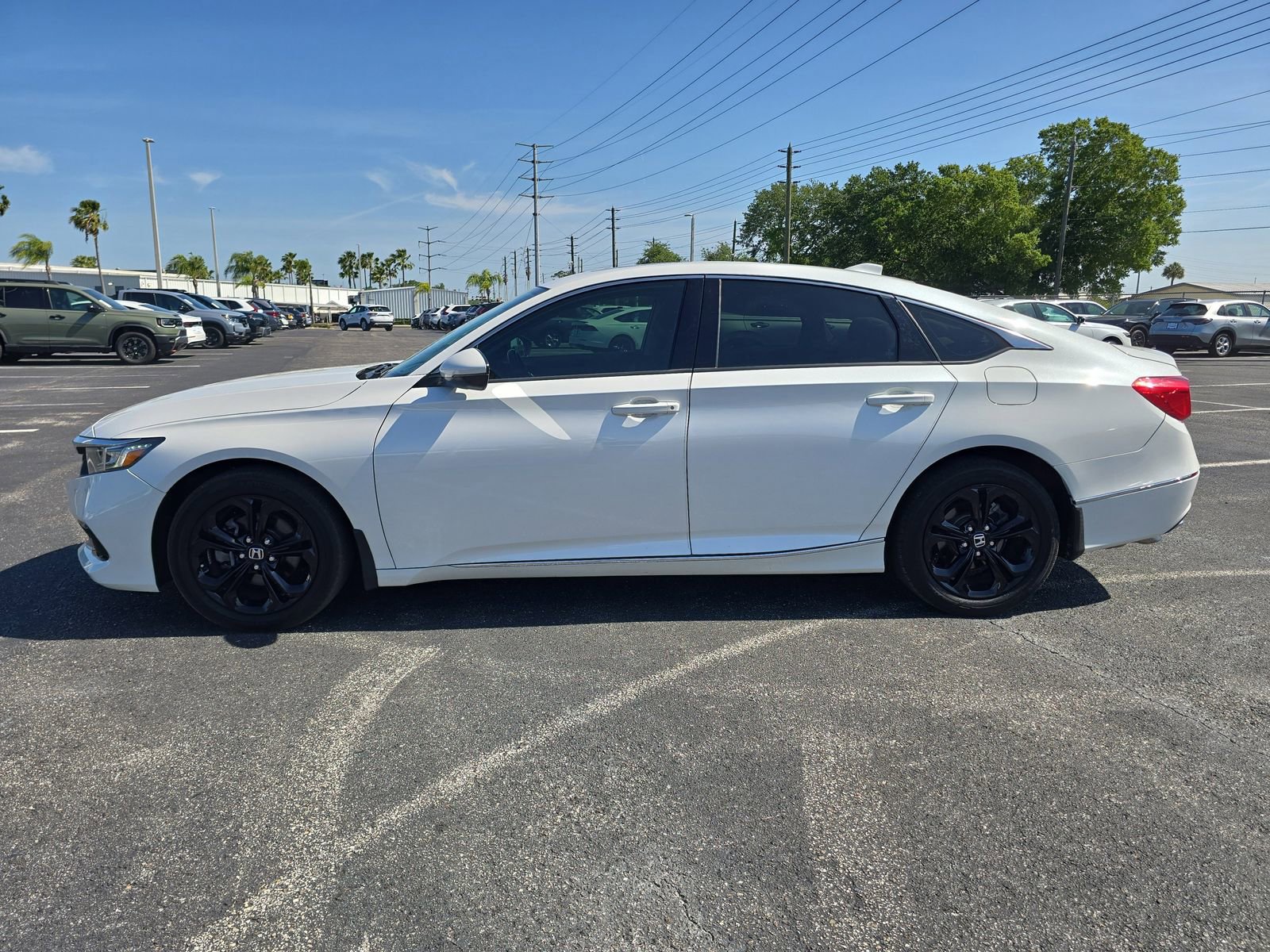 Used 2022 Honda Accord EX-L image 6