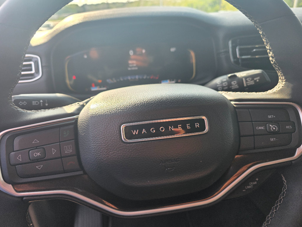 Used 2022 Jeep Wagoneer Series I w/ Premium Group I image 22