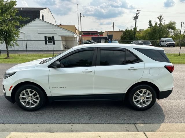 Used 2023 Chevrolet Equinox LS FWD image 28