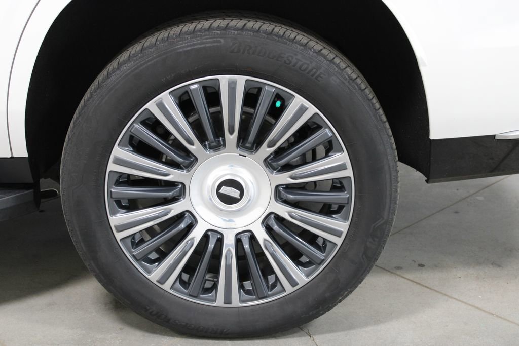 Used 2023 Cadillac Escalade Premium Luxury w/ LPO, Illumination Package RWD image 19