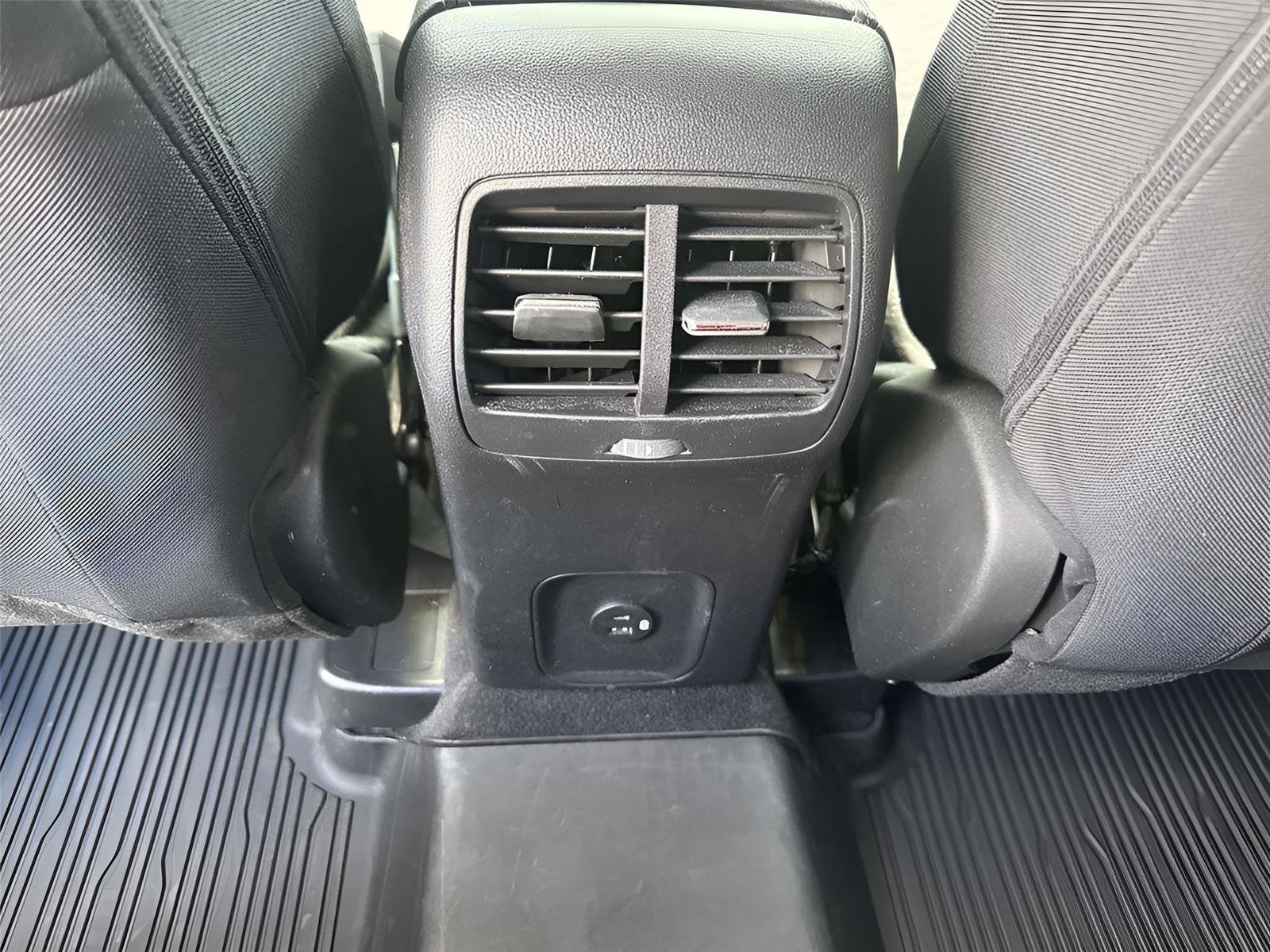 Used 2022 Ford Escape SE w/ Convenience Package FWD image 27