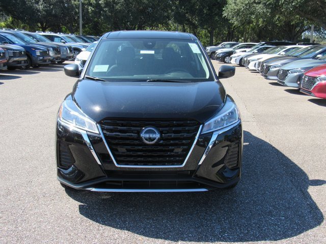New 2025 Nissan Kicks Play S w/ Interior Electronics Package image 6