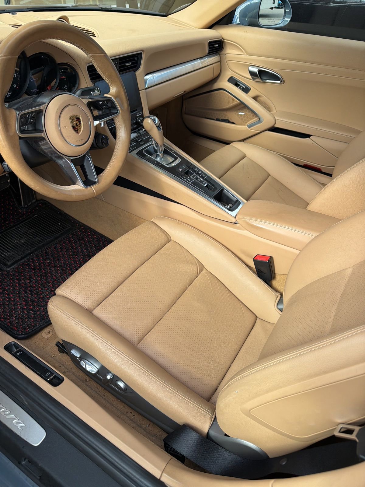 Used 2017 Porsche 911 Carrera image 4