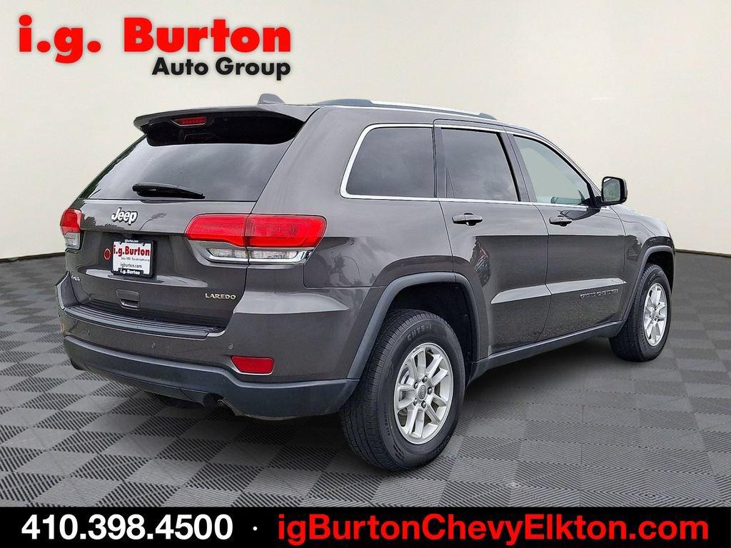 Used 2019 Jeep Grand Cherokee Laredo AWD/4WD image 6