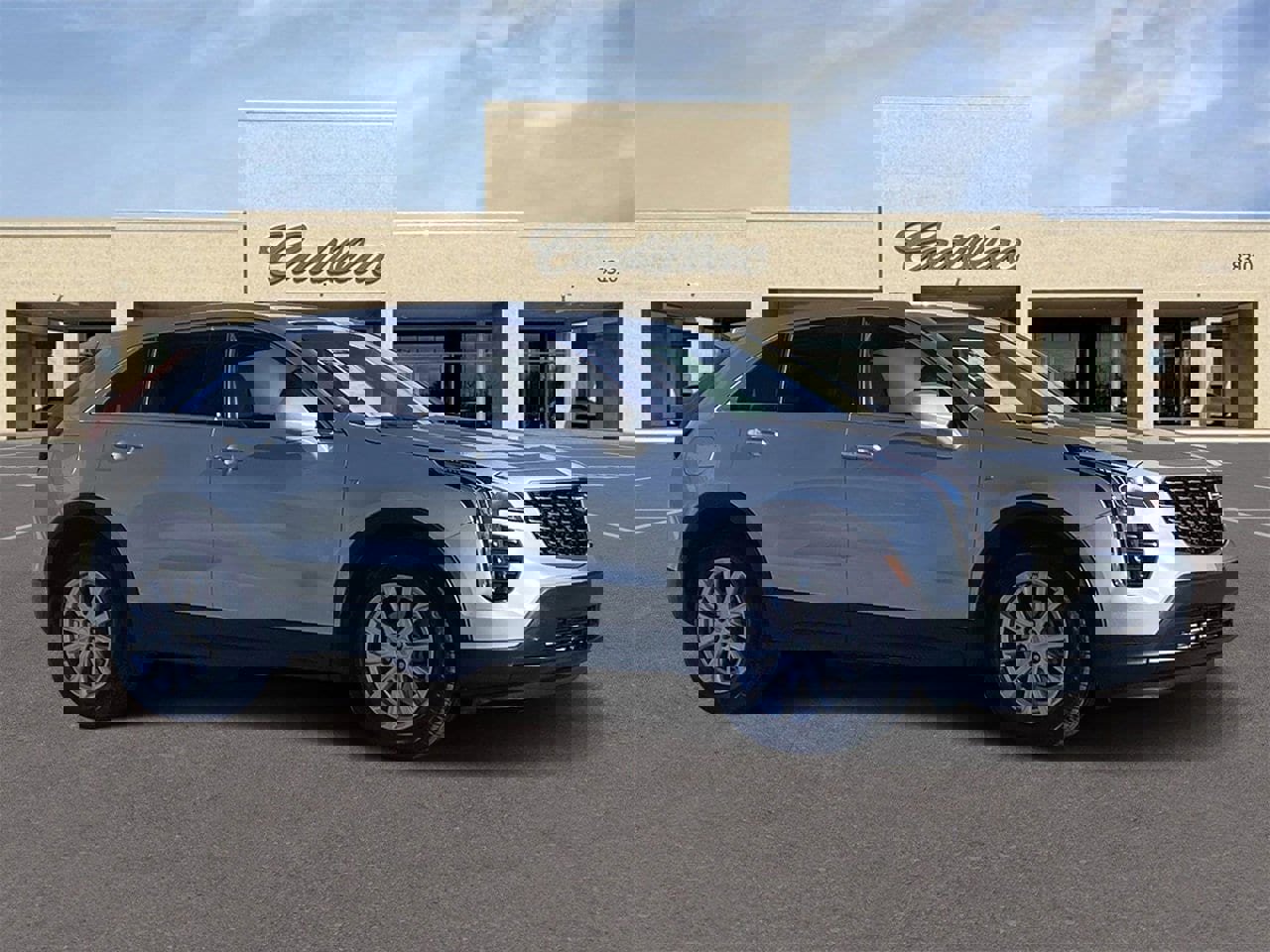 Used 2021 Cadillac XT4 Luxury w/ Cold Weather Package image 3