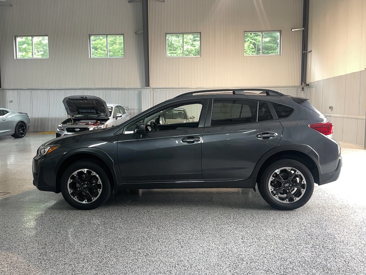 Used 2021 Subaru Crosstrek 2.0i Premium w/ Moonroof Package AWD/4WD image 4