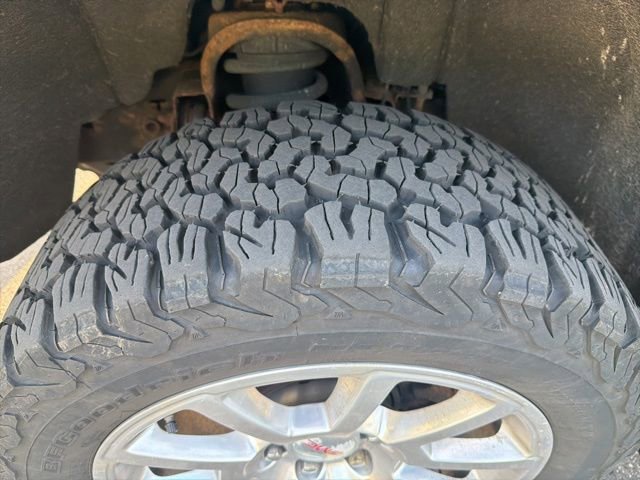 Used 2015 GMC Sierra 1500 Denali AWD/4WD image 5