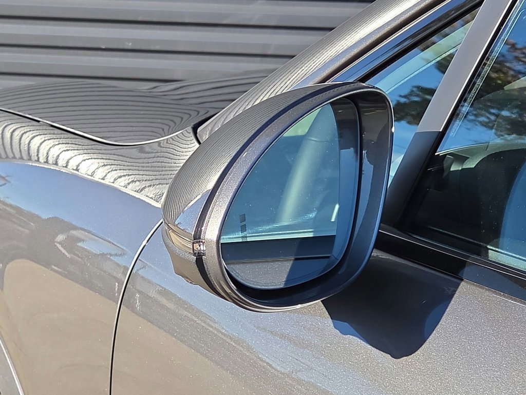 New 2026 Porsche Cayenne Coupe image 29