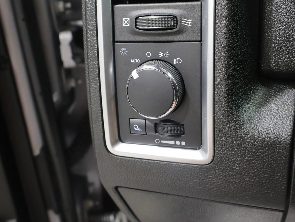 Certified 2022 RAM 1500 Warlock AWD/4WD image 32
