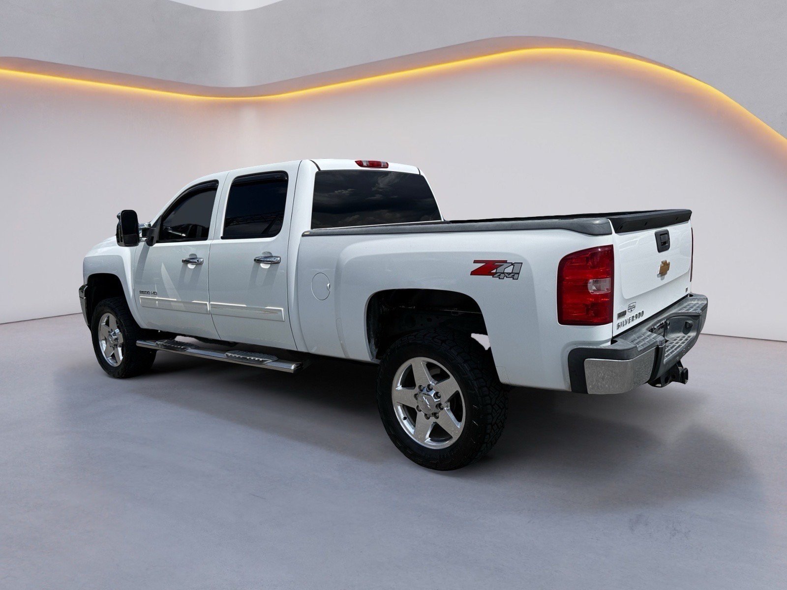 Used 2012 Chevrolet Silverado 2500 LT w/ Suspension Package, Off-Road AWD/4WD image 5