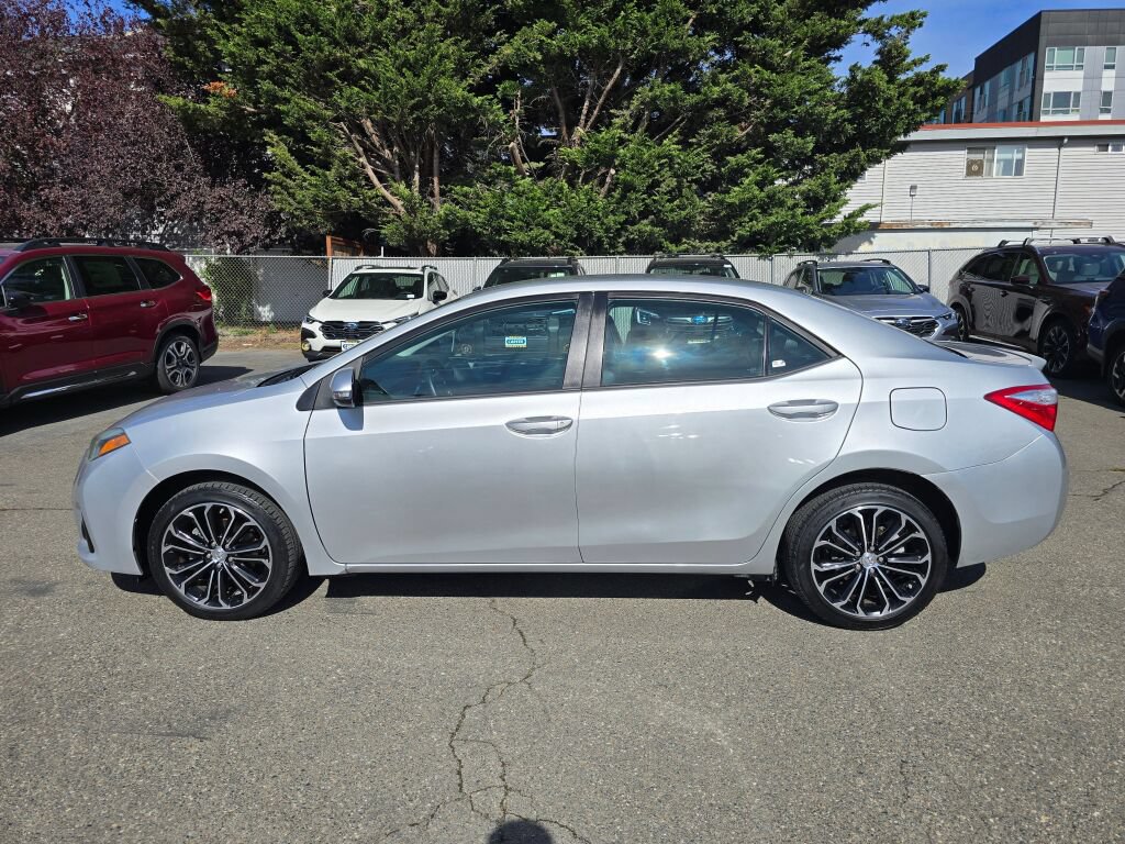 Used 2015 Toyota Corolla S FWD image 6