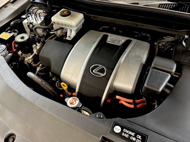Used 2018 Lexus RX 450hL Luxury w/ Cold Area Package (CT) AWD/4WD image 45