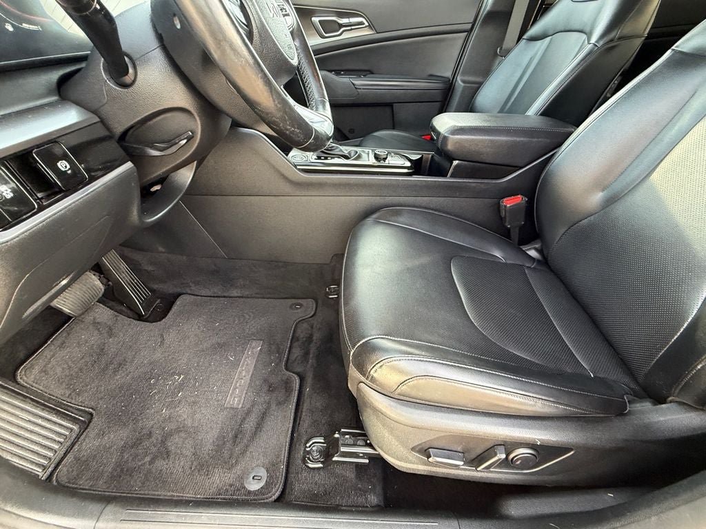 Used 2023 Kia Sportage EX AWD/4WD image 12