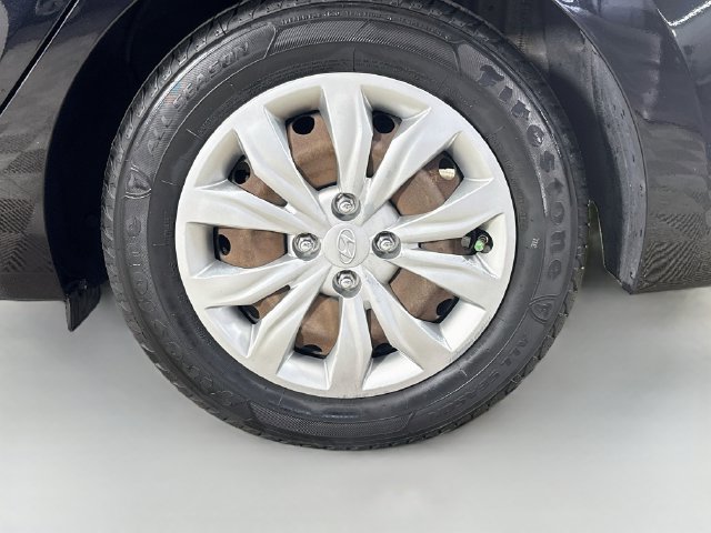 Used 2018 Hyundai Accent SE FWD image 35
