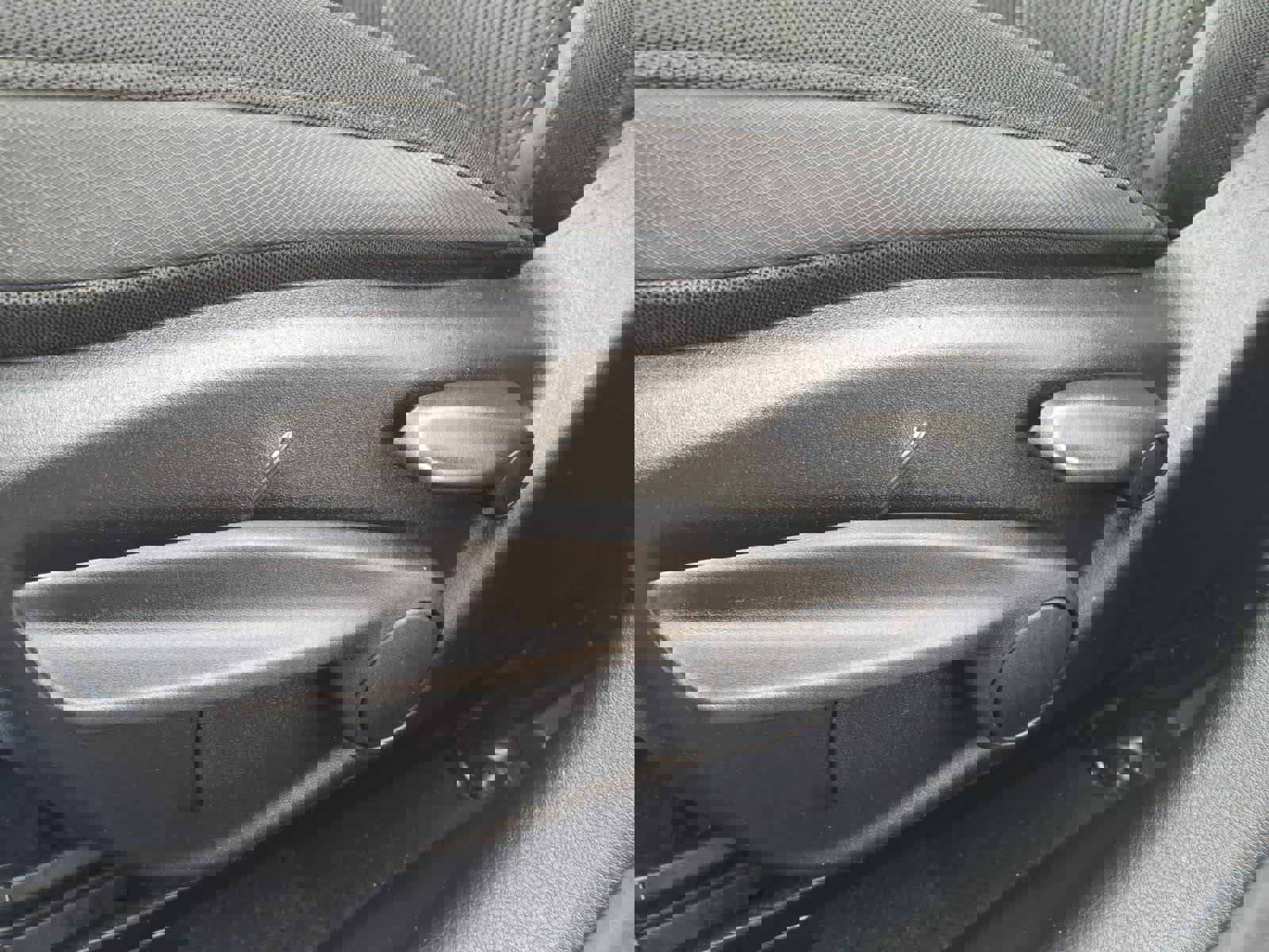 Used 2019 Jeep Renegade Altitude w/ Quick Order Package 2XM image 12