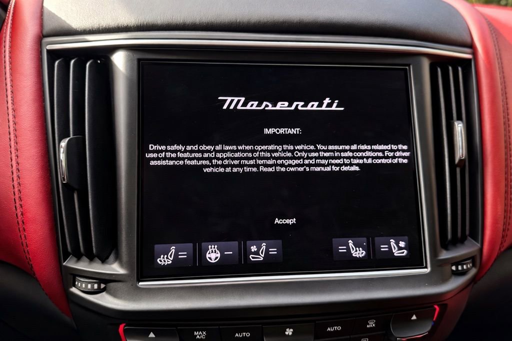 Used 2023 Maserati Levante Modena image 18