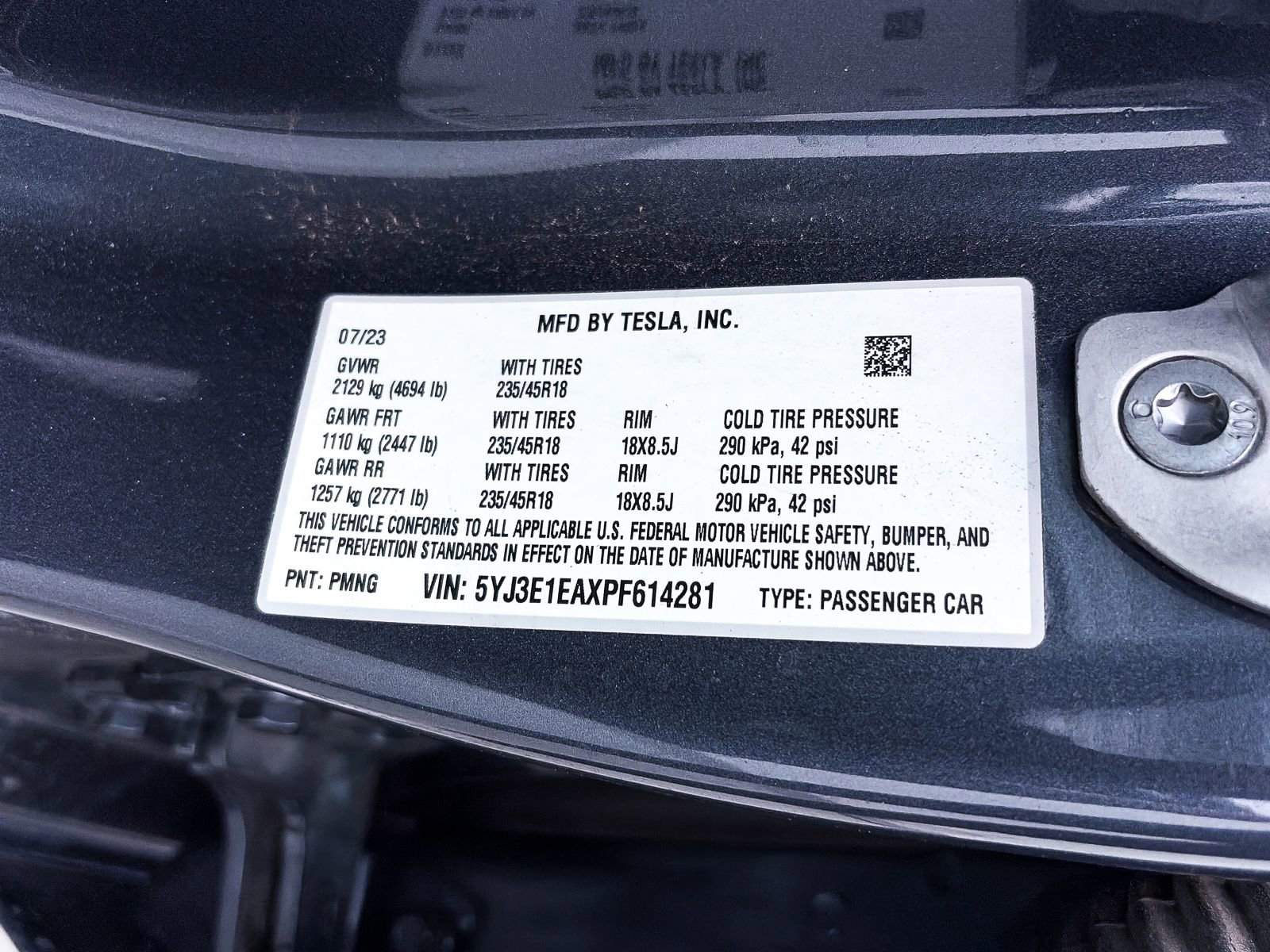 Used 2023 Tesla Model 3 Standard Range image 32