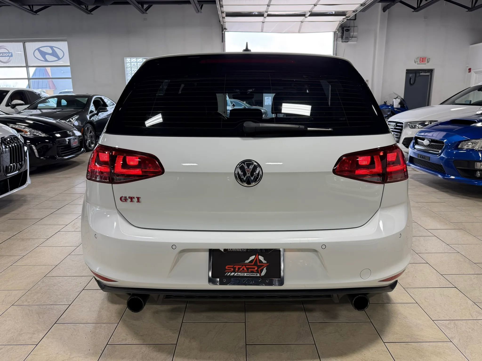 Used 2017 Volkswagen GTI Autobahn FWD image 4