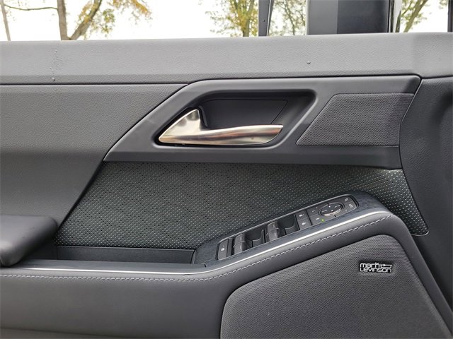 New 2025 Lexus GX 550 image 17
