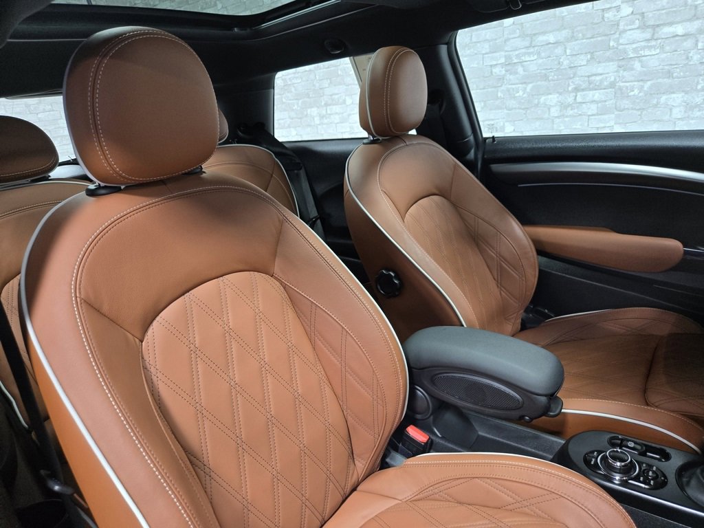 Used 2024 MINI Cooper SE image 45