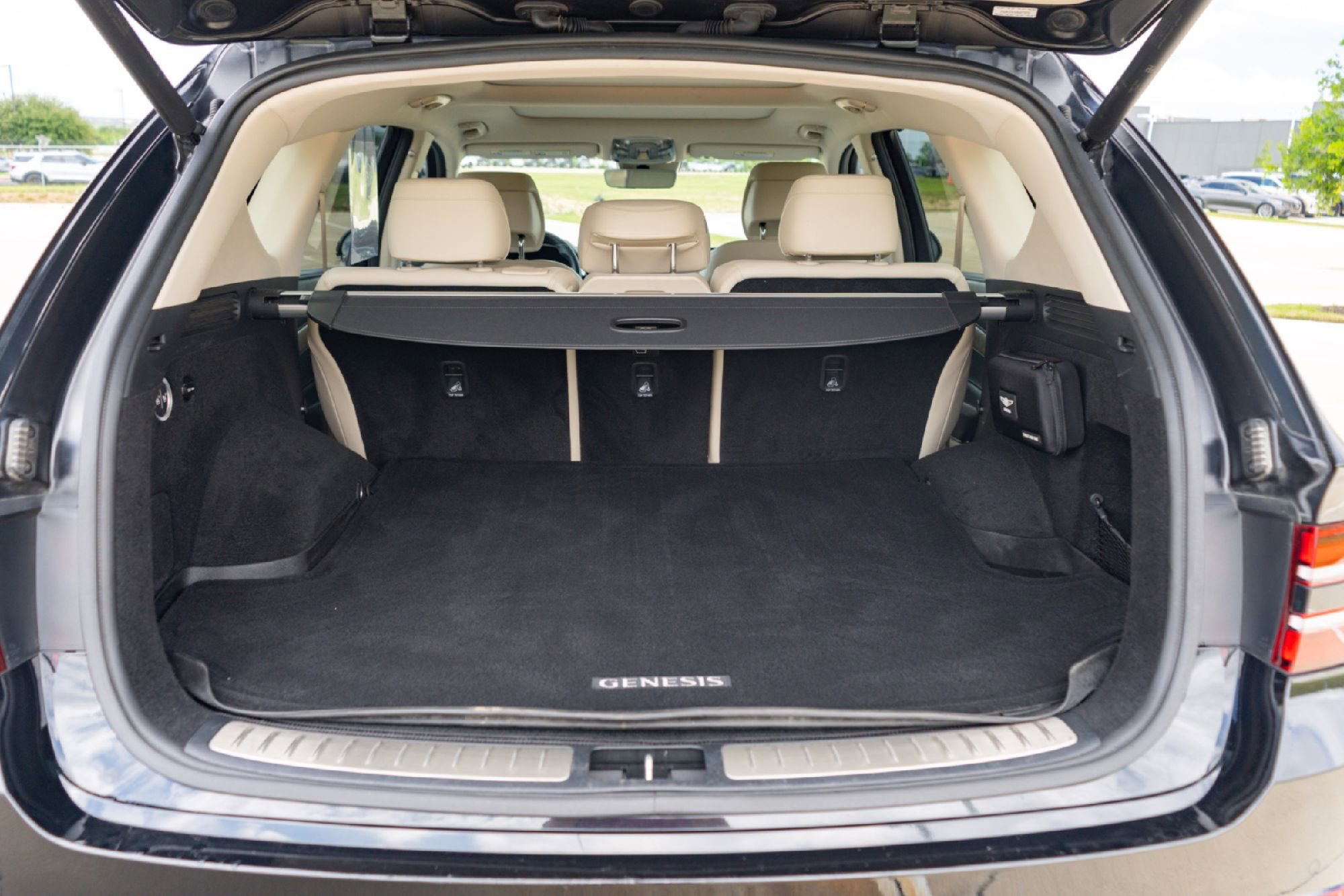 Used 2018 Genesis G80 3.3T Sport RWD image 27