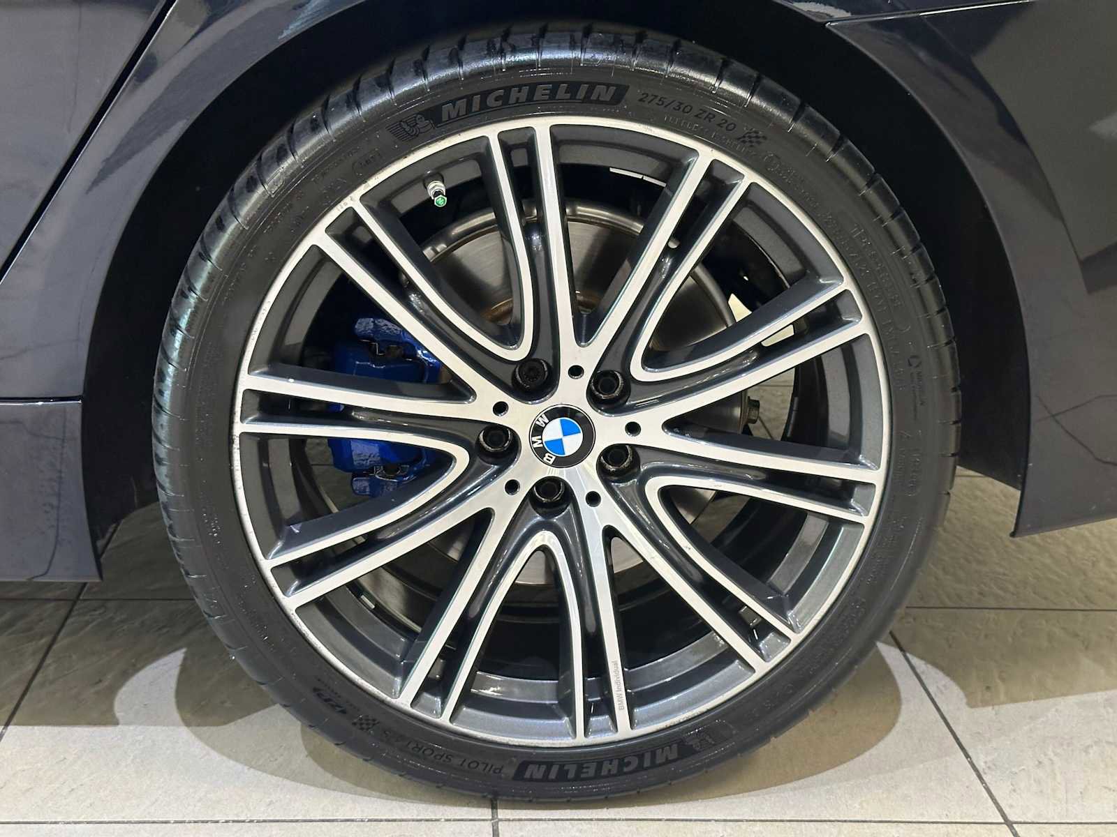 Used 2017 BMW 540i xDrive AWD/4WD image 8