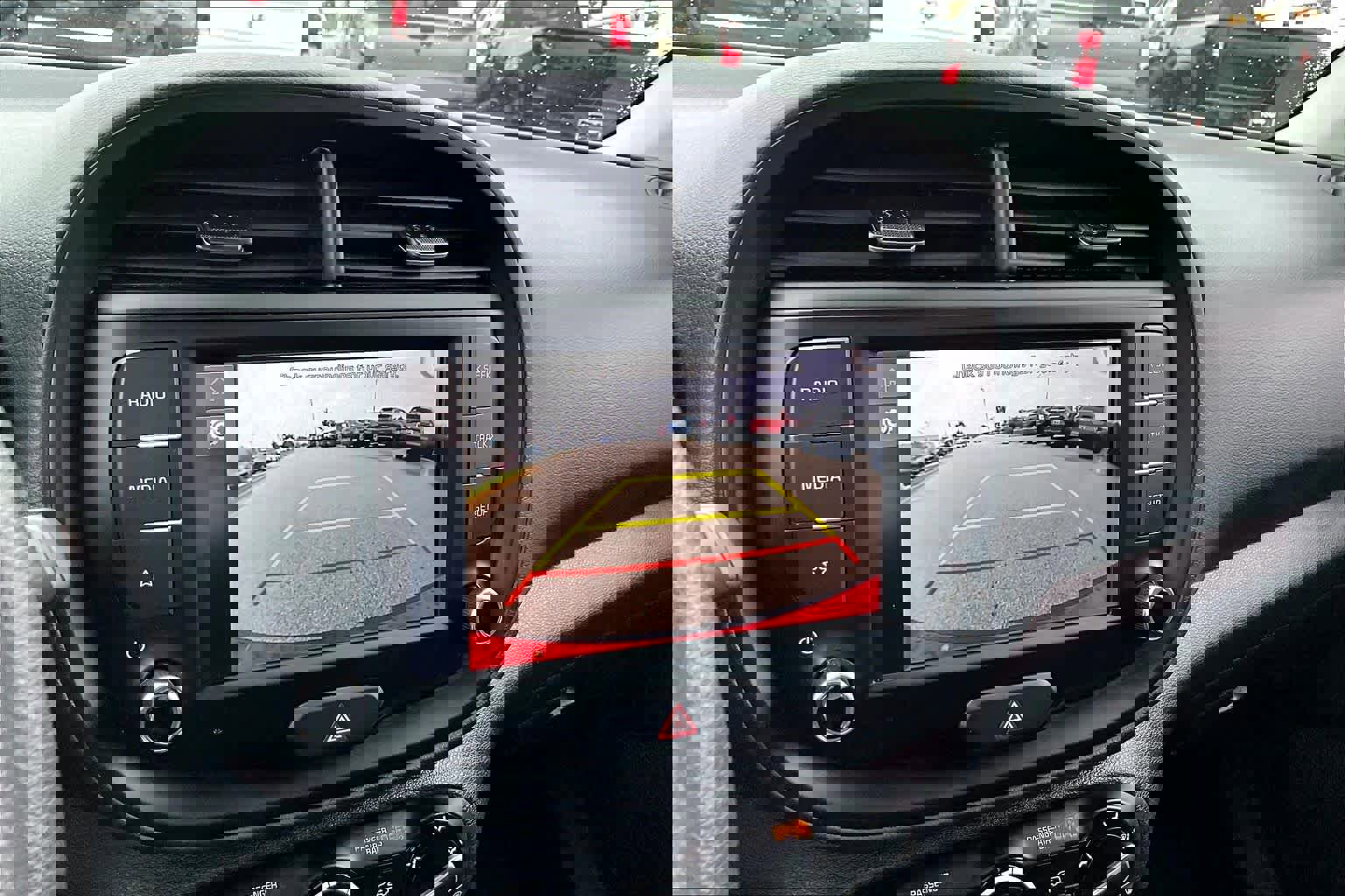 Used 2025 Kia Soul LX w/ LX Technology Package image 26