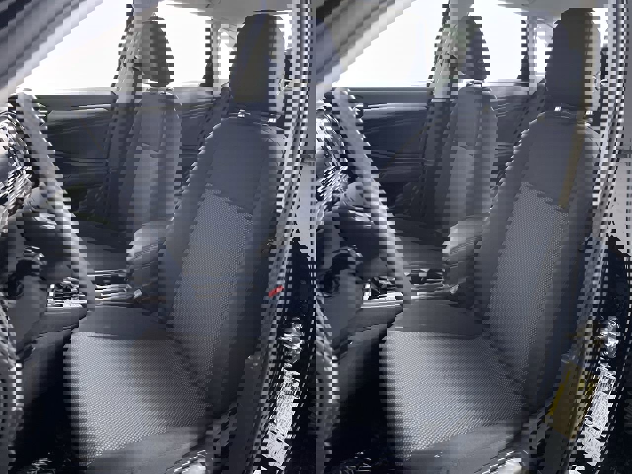 Used 2021 Volkswagen Jetta SE image 12