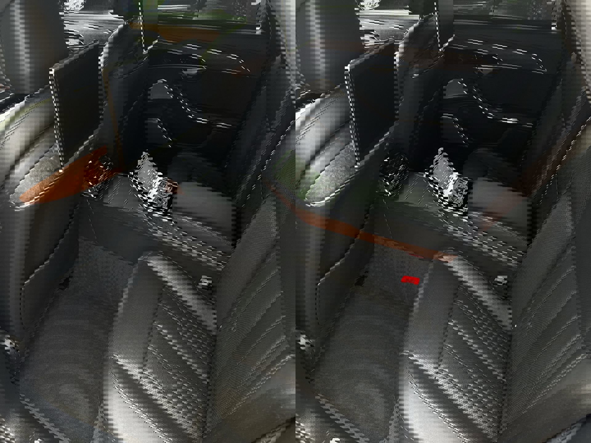 Used 2019 Audi A8 L 3.0T image 22