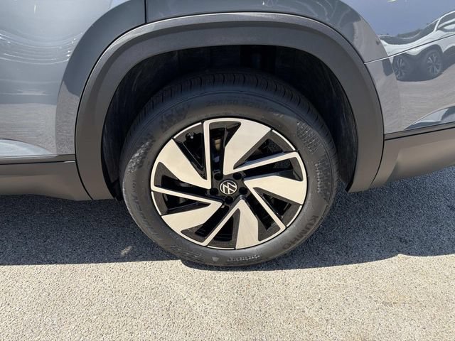 New 2026 Volkswagen Atlas SE FWD image 5