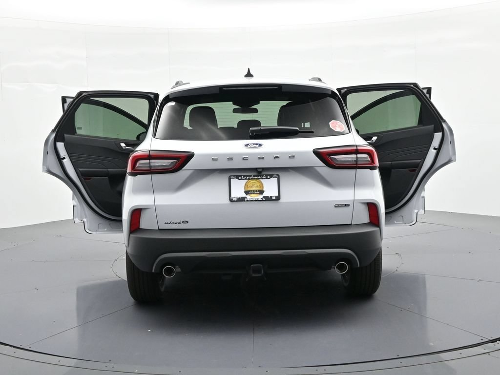 New 2026 Ford Escape ST-Line Select w/ Class II Trailer Tow Package AWD/4WD image 26