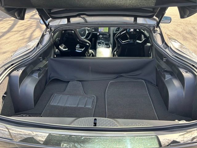 Used 2016 Chevrolet Corvette Z06 w/ 3LZ Preferred Equipment Group image 26