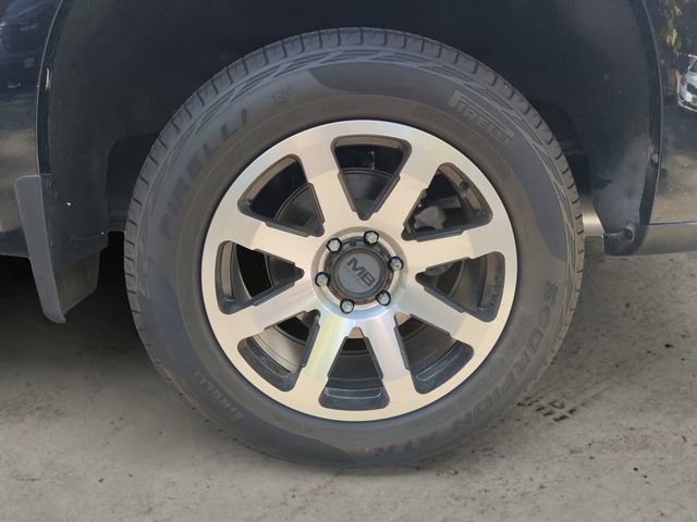 Used 2022 Chevrolet Silverado 1500 LTZ w/ LTZ Premium Package image 14